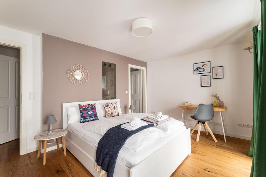Neat 1br Duplex By Metro And Center By Hm Wien