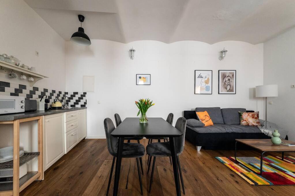 Neat 1br Duplex By Metro And Center By Hm * Wien